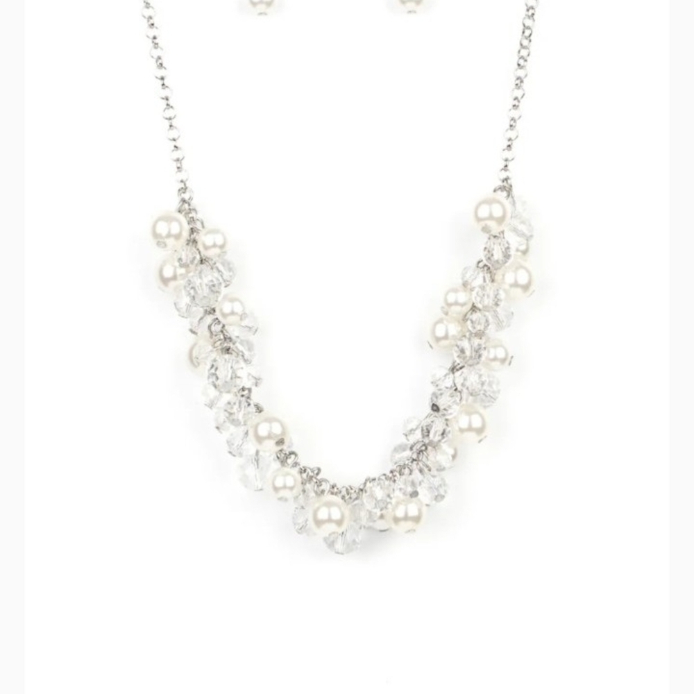 Paparazzi Silver and White Pearl Necklace Pardon My FRINGE Fashion Jewelry